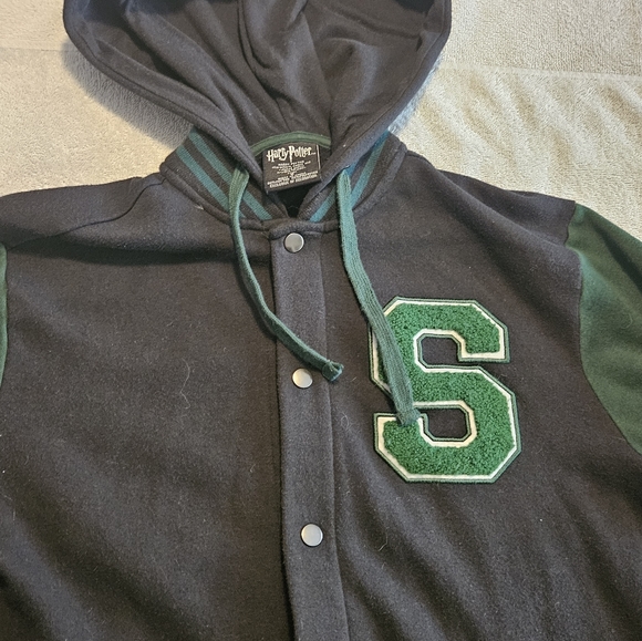 Harry Potter Slytherin Green & Black Varsity Hoodie Small - Picture 3 of 13